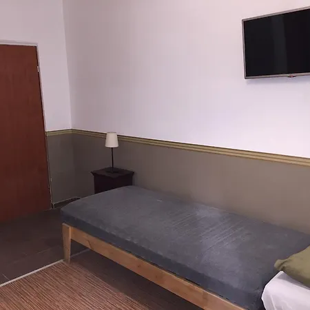 Elvis Casa de hóspedes Budapeste