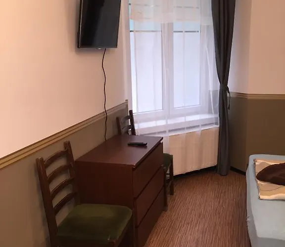 Elvis 3* بودابست