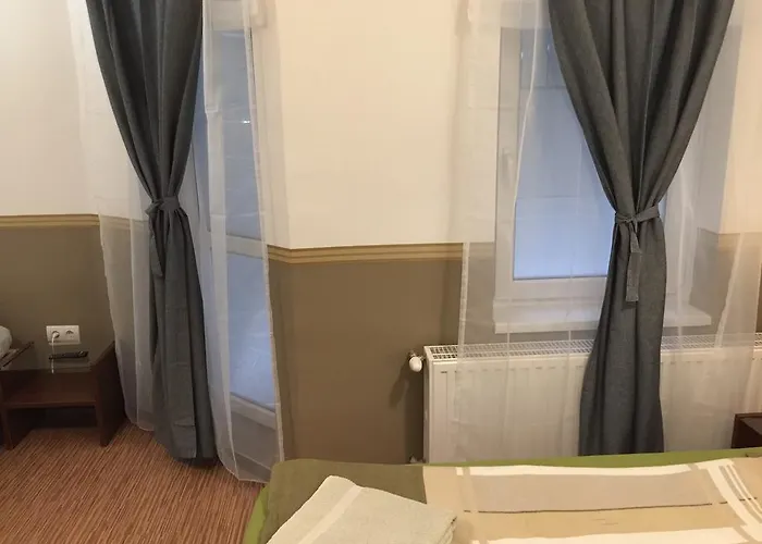 Elvis Budapest