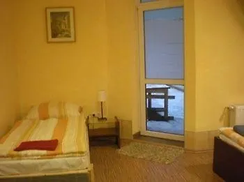 Elvis Budapest