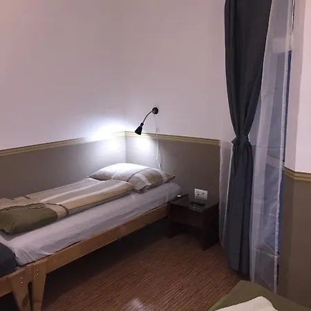 Elvis Guest house