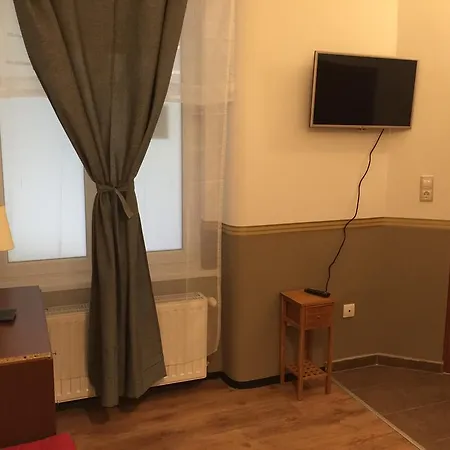 Elvis Guest house